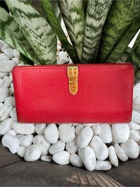 Gucci Red Leather Long Continental Wallet Gold Buckle Made in Italy